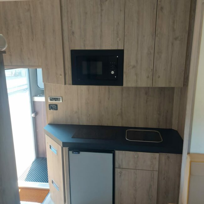 isothermic van racing cucina